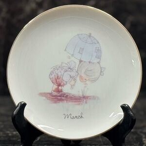 PRECIOUS MOMENTS 1983 “March” Decorative Plate